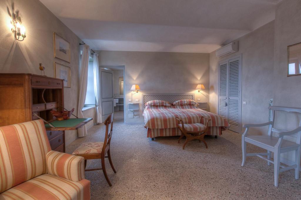 Marchesi Alfieri - Cantine E Ospitalita San Martino Alfieri Oda fotoğraf